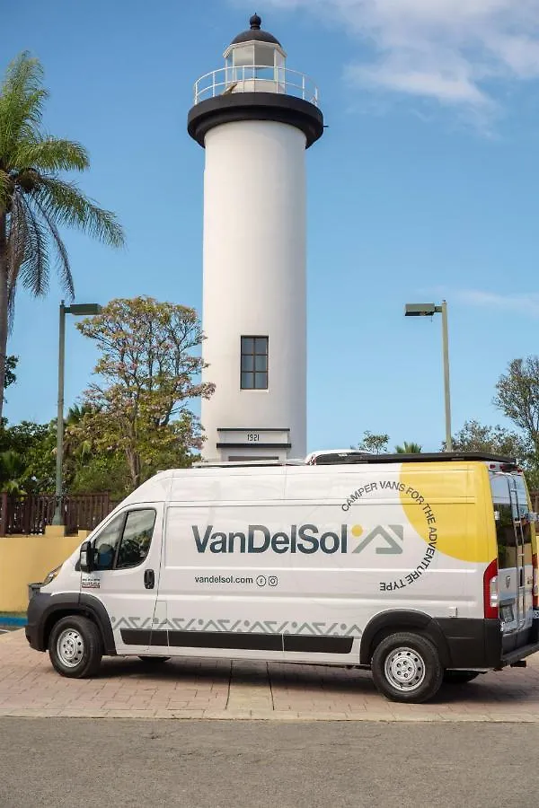 Discover Puerto Rico In Our Campervan Carlos By Van Del Sol Сан-Хуан Кемпинг